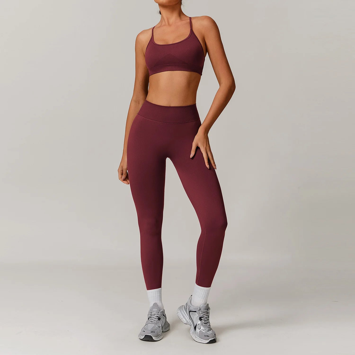 LYNX Motion Set – Women’s Seamless Gym & Yoga Suit